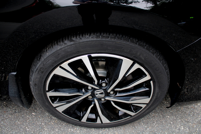 2017 Honda Accord EX-L V6 photo 32