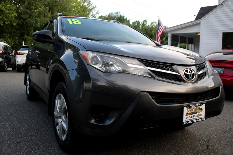 2013 TOYOTA RAV4 LE