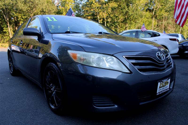 2011 TOYOTA CAMRY  LE