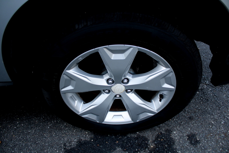 2014 Subaru Forester 2.5i Premium photo 28