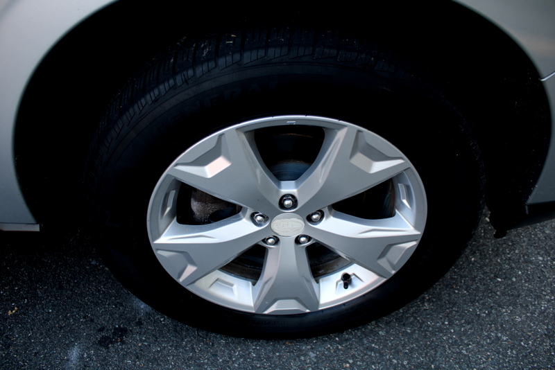 2014 Subaru Forester 2.5i Premium photo 30