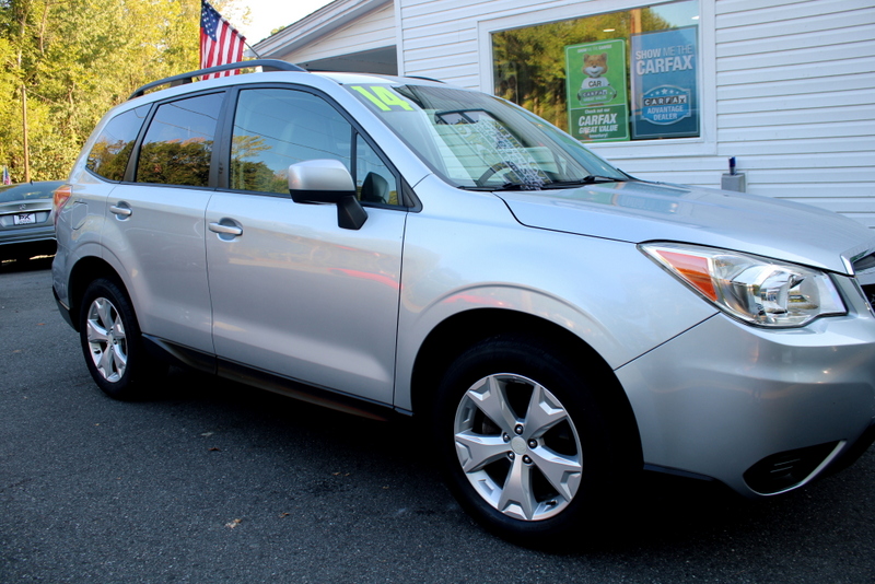 2014 Subaru Forester 2.5i Premium photo 4