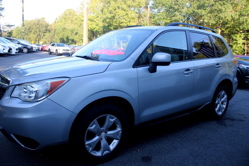 2014 Subaru Forester 2.5i Premium photo 5