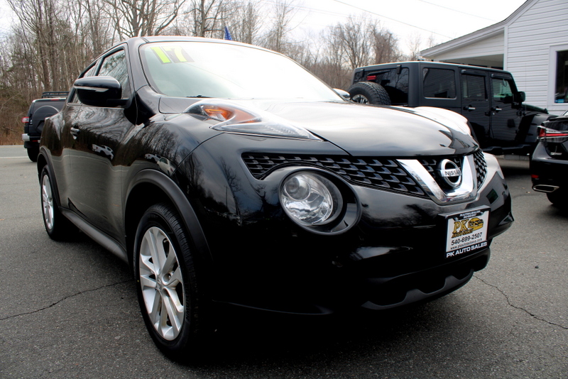 2017 NISSAN JUKE S AWD