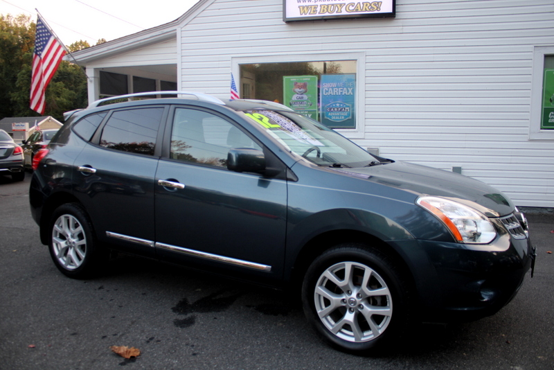 2012 Nissan Rogue SL photo 2
