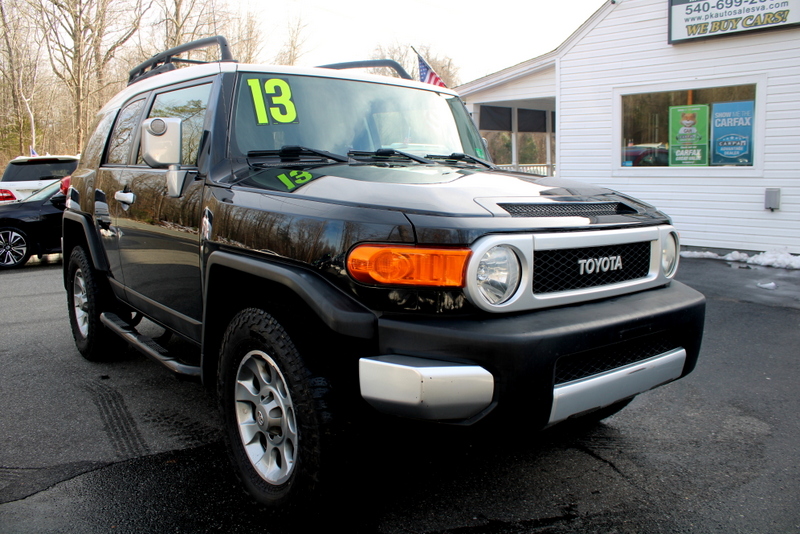 2013 TOYOTA FJ CRUISER 