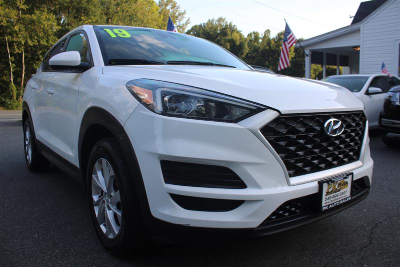 2019 HYUNDAI TUCSON SE