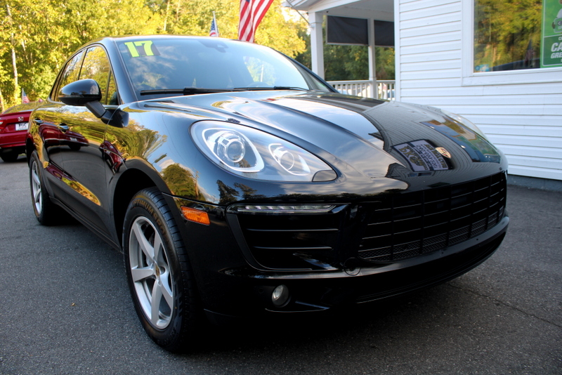 2017 PORSCHE MACAN TURBO