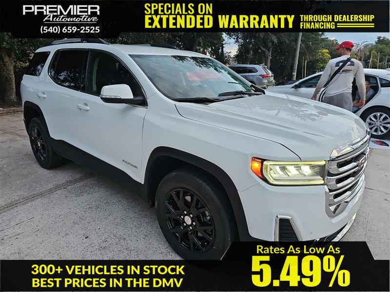 2023 GMC Acadia SLT's photo