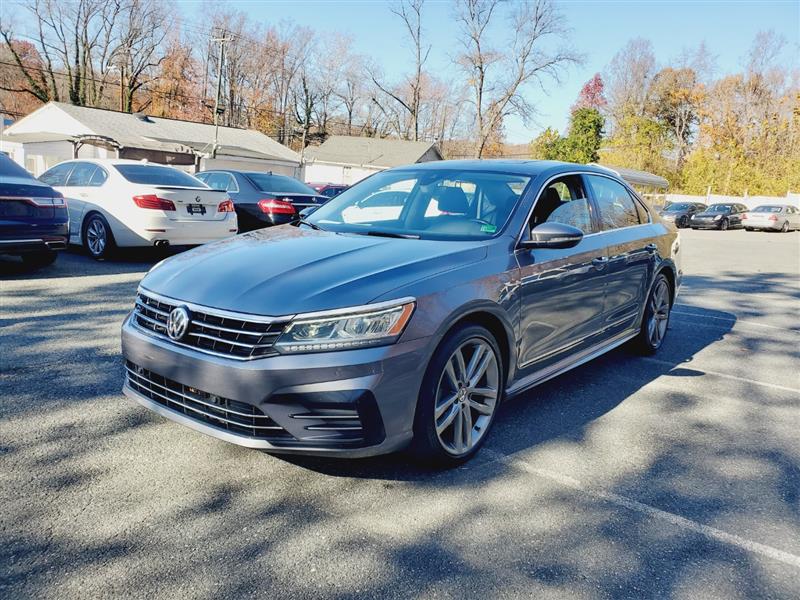 2019 Volkswagen Passat SE R-Line