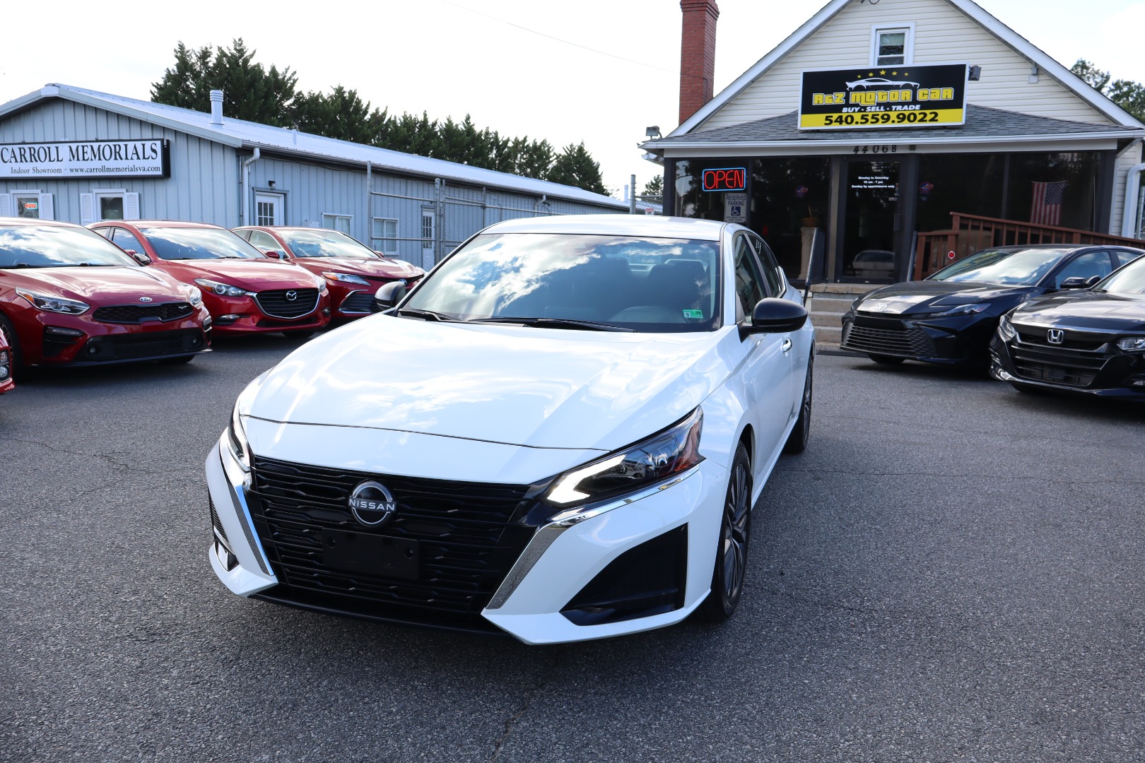 2025 Nissan Altima SV's photo