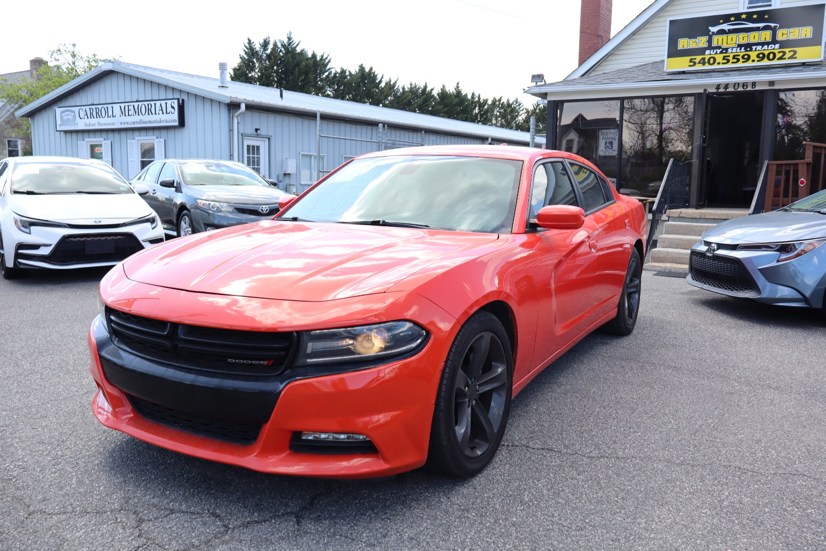 2017 Dodge Charger R/T's photo