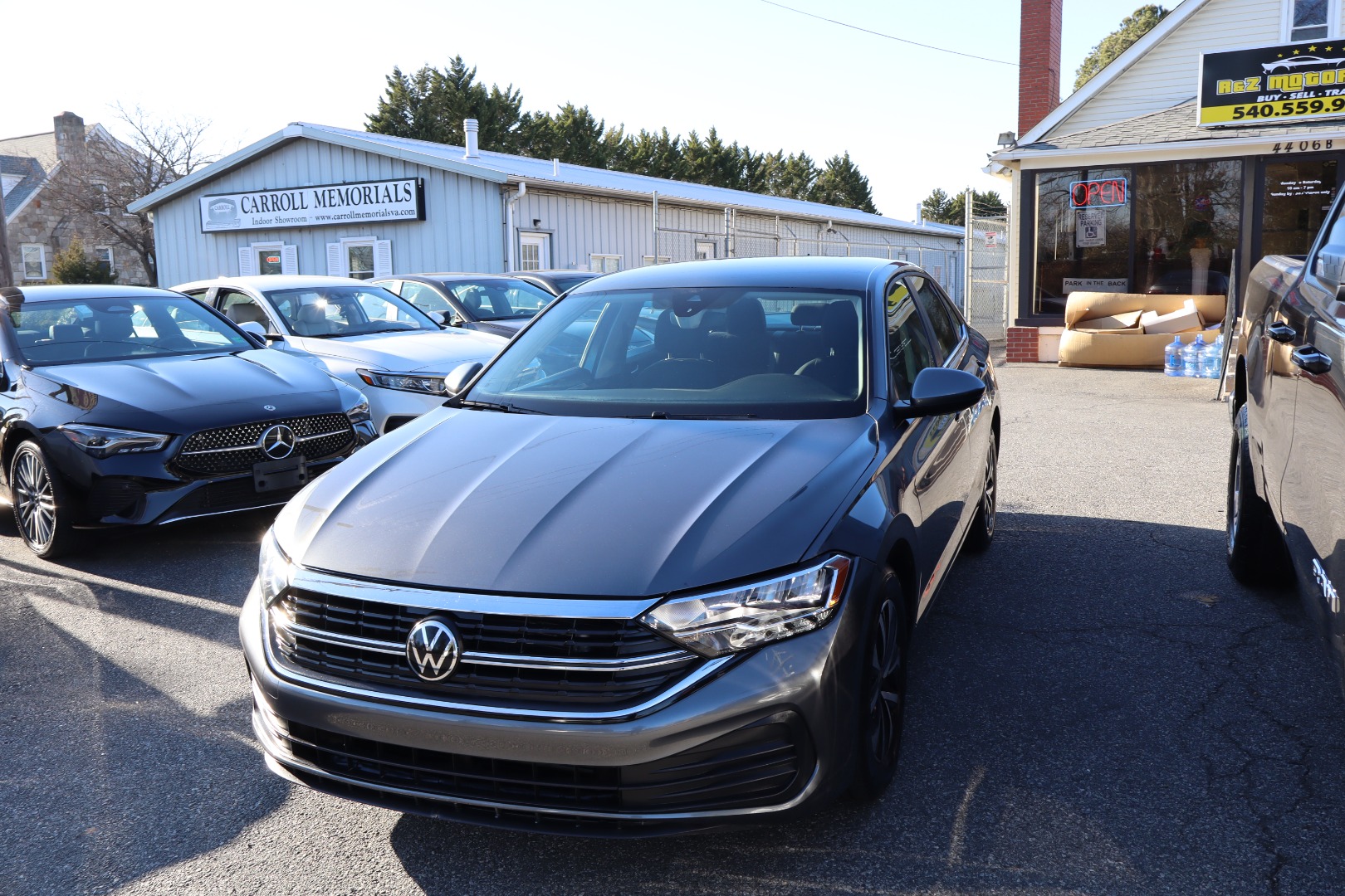 2024 Volkswagen Jetta S's photo