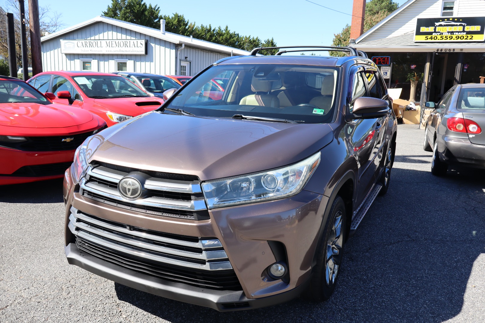 2018 Toyota Highlander Limited Platinum's photo