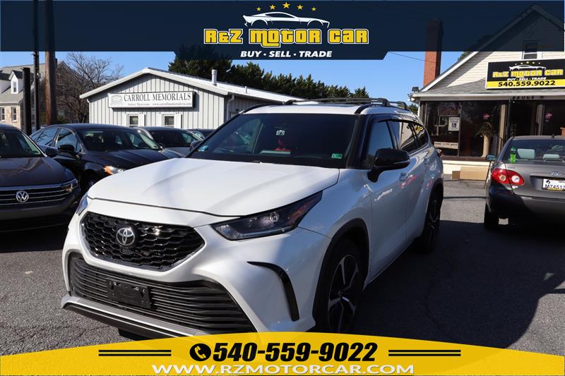 2022 TOYOTA HIGHLANDER XSE