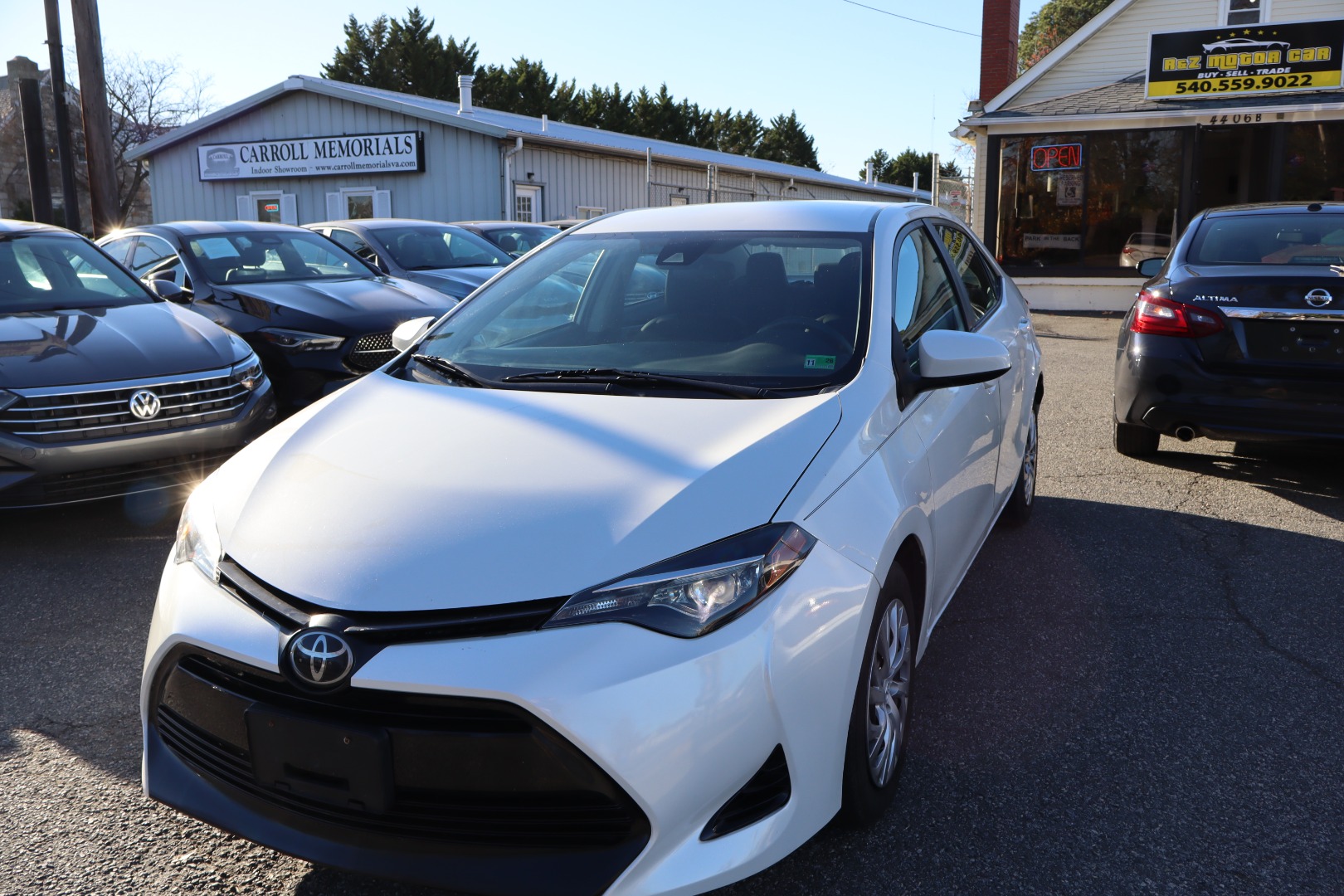 2019 Toyota Corolla LE's photo