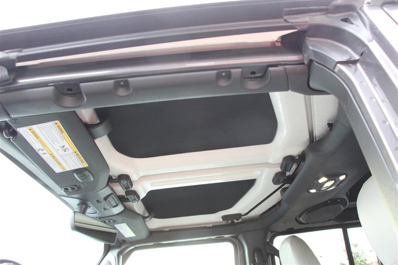 2021 Jeep Gladiator Mojave photo 32