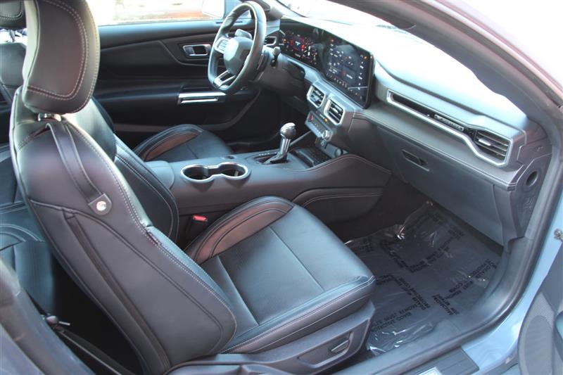 2024 Ford Mustang GT Premium photo 14
