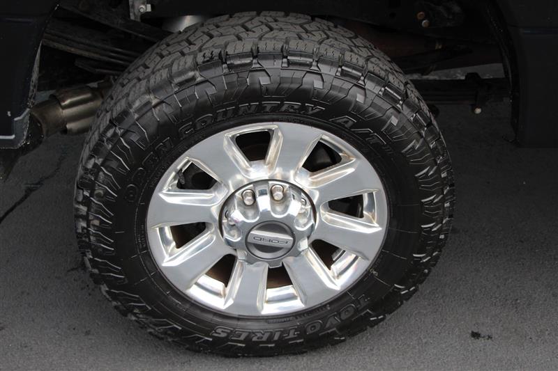 2019 Ford F-350 Lariat photo 25