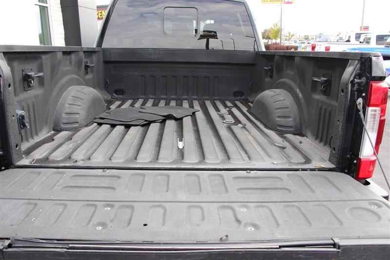 2019 Ford F-350 Lariat photo 27