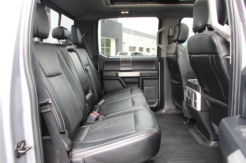2020 Ford F-350 Lariat photo 13