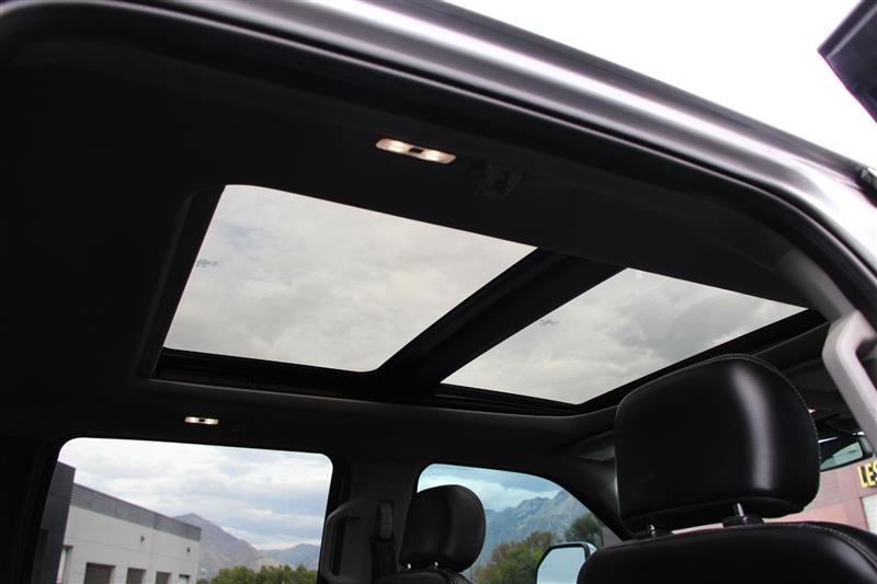 2020 Ford F-350 Lariat photo 15