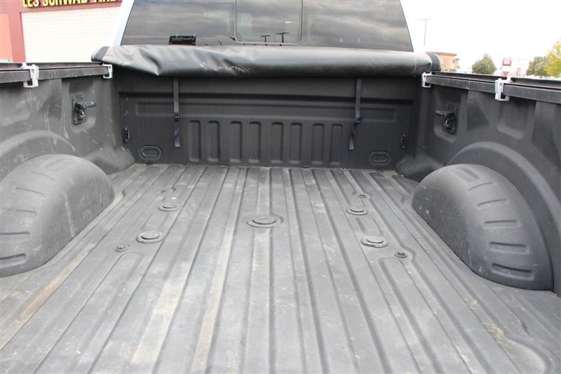 2020 Ford F-350 Lariat photo 17