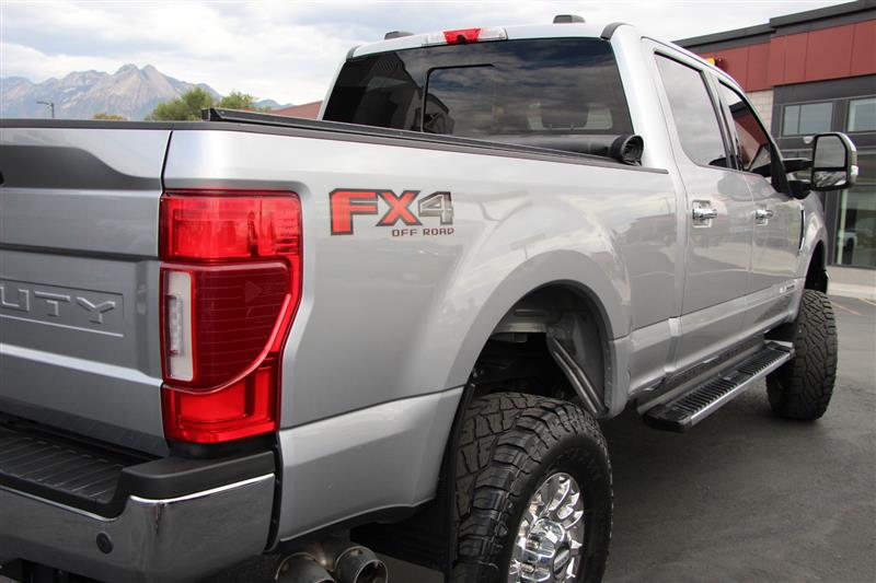 2020 Ford F-350 Lariat photo 42