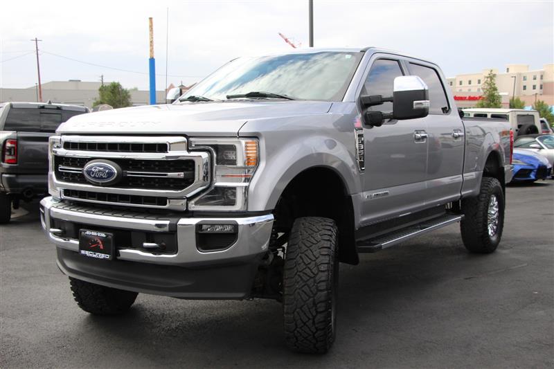 2020 Ford F-350 Lariat photo 4