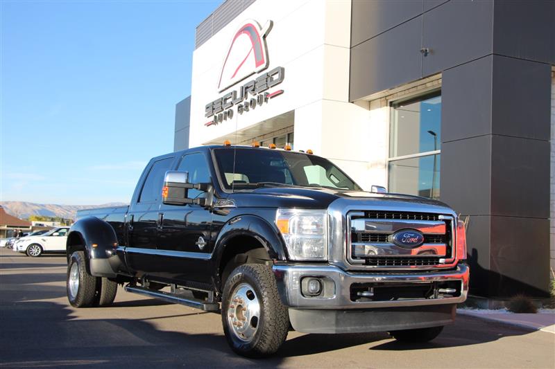 2016 FORD SUPER DUTY F-350 DRW Lariat Crew Cab DRW 4WD