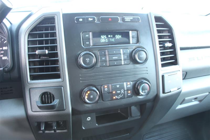 2017 Ford F-250 XL photo 13