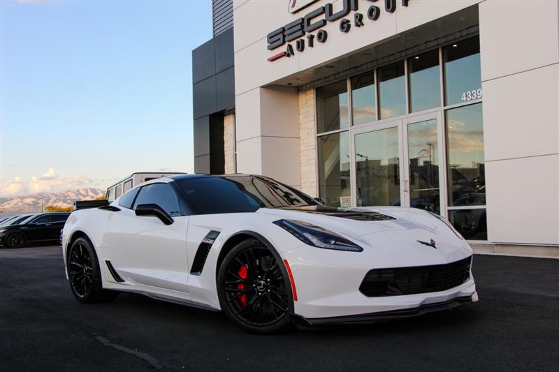 2015 Chevrolet Corvette Stingray 3LZ Z06 photo 2