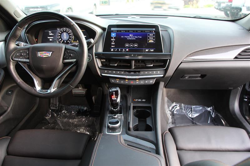 2024 Cadillac CT5 V photo 16