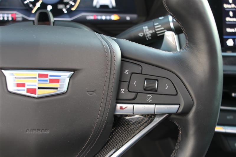 2024 Cadillac CT5 V photo 25