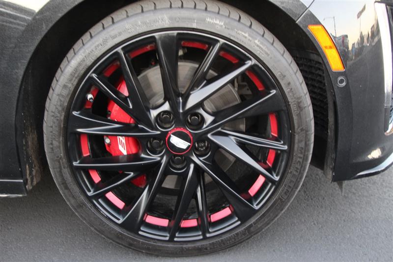2024 Cadillac CT5 V photo 35
