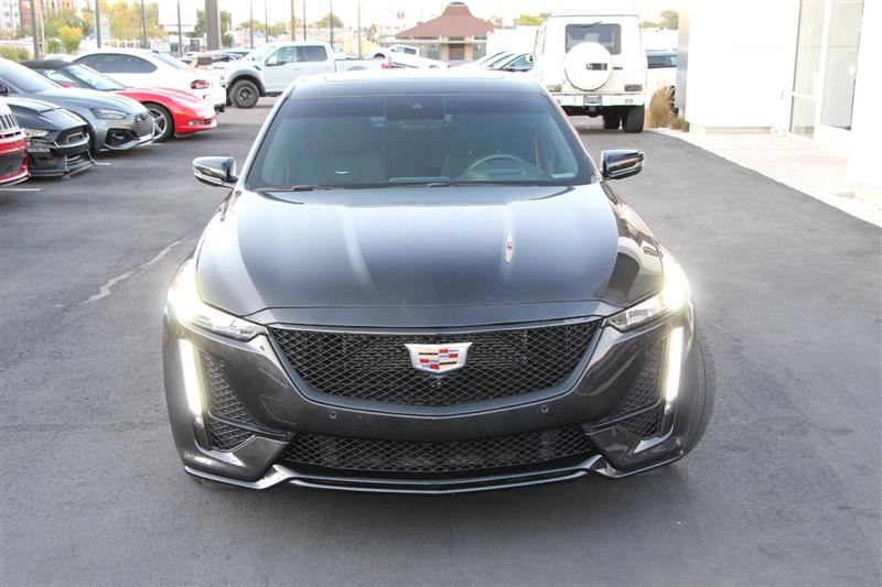 2024 Cadillac CT5 V photo 3