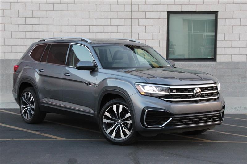 2022 VOLKSWAGEN ATLAS 3.6L V6 SEL PREMIUM R-LINE