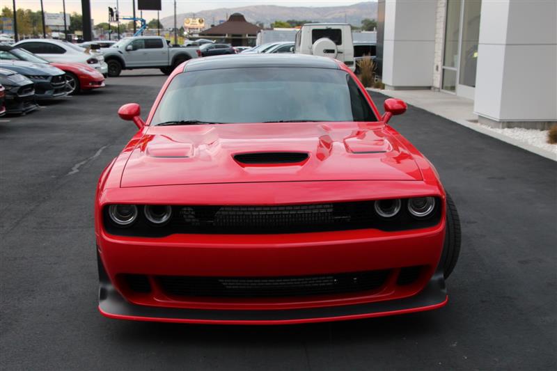 2020 Dodge Challenger R/T Scat Pack Widebody photo 3