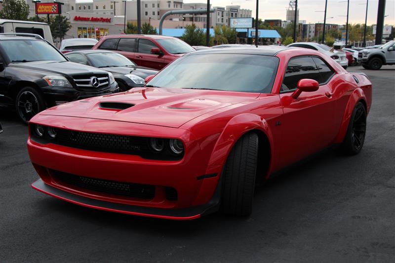 2020 Dodge Challenger R/T Scat Pack Widebody photo 4