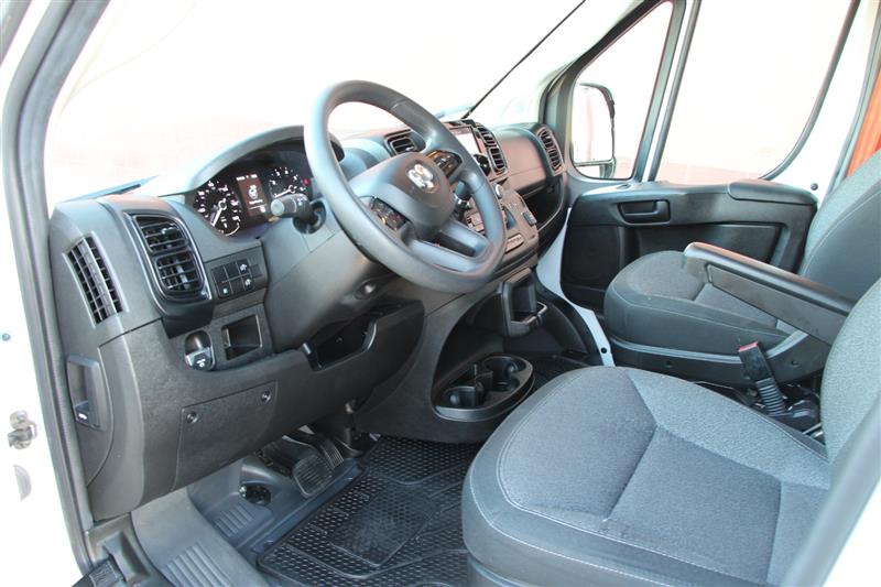 2023 Ram ProMaster 3500 photo 9
