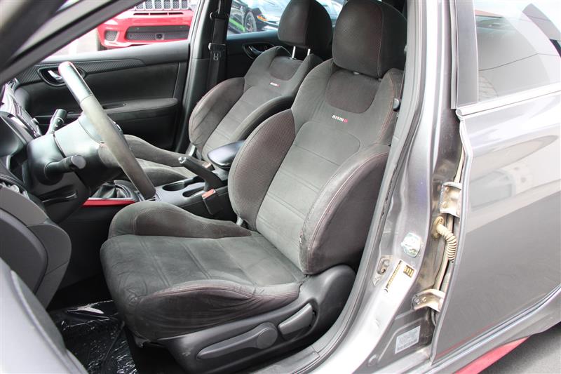 2017 Nissan Sentra Nismo photo 8