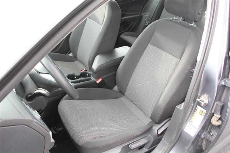 2021 Volkswagen Jetta S R-Line photo 18