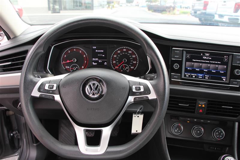 2021 Volkswagen Jetta S R-Line photo 23