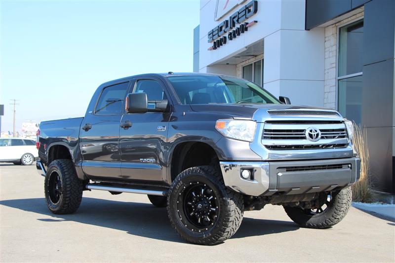 2016 TOYOTA TUNDRA SR5 CREW CAB 4WD