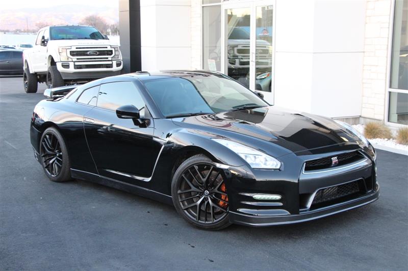 2016 NISSAN GT-R PREMIUM