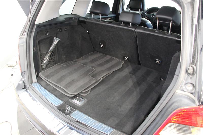2012 Mercedes Benz GLK 350 4MATIC photo 11
