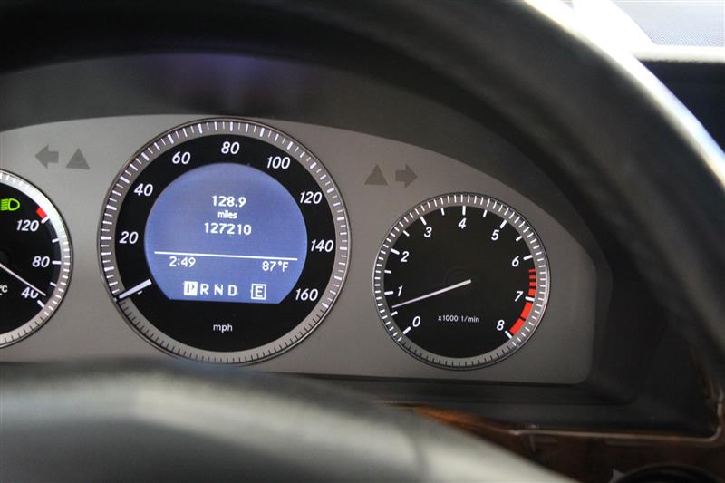 2012 Mercedes Benz GLK 350 4MATIC photo 26