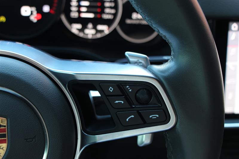 2020 Porsche Cayenne photo 26
