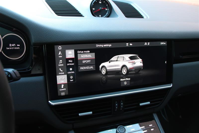 2020 Porsche Cayenne photo 31