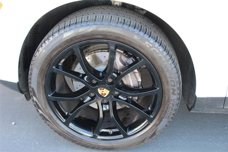 2020 Porsche Cayenne photo 37